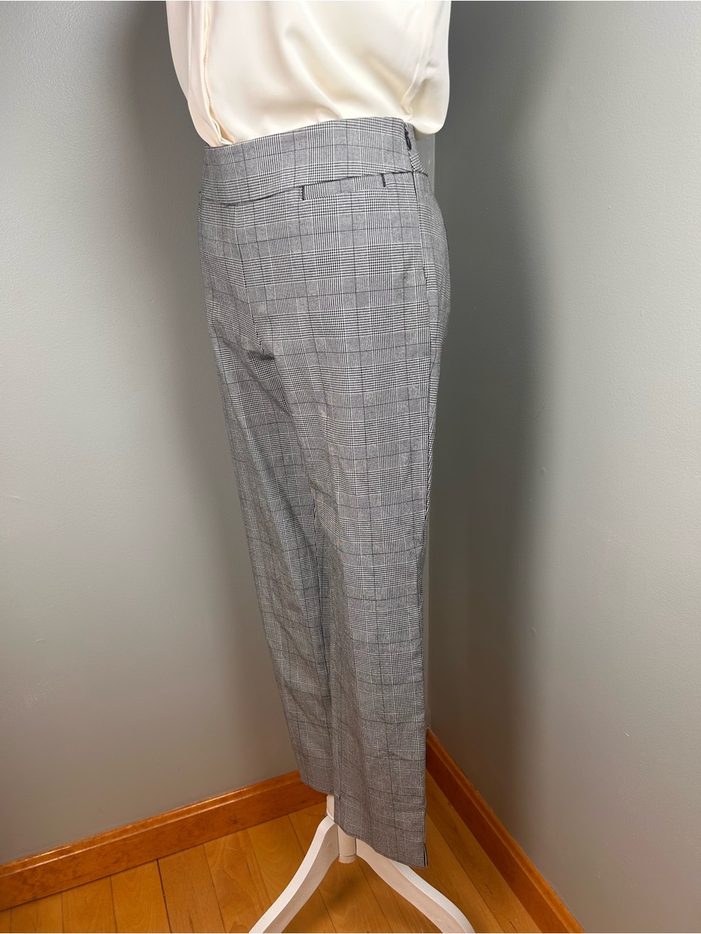 Talbots Chatham Ankle Pants 4P Petite Gray Plaid Stretch - Picture 4 of 13